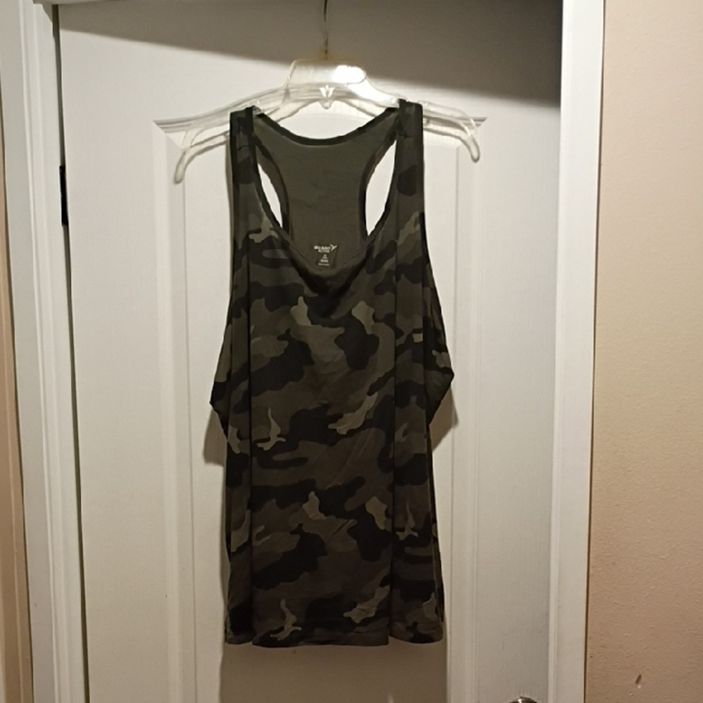 Old Navy Green and Black Camouflage Tank Top